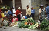 614_Cuenca, groentemarkt